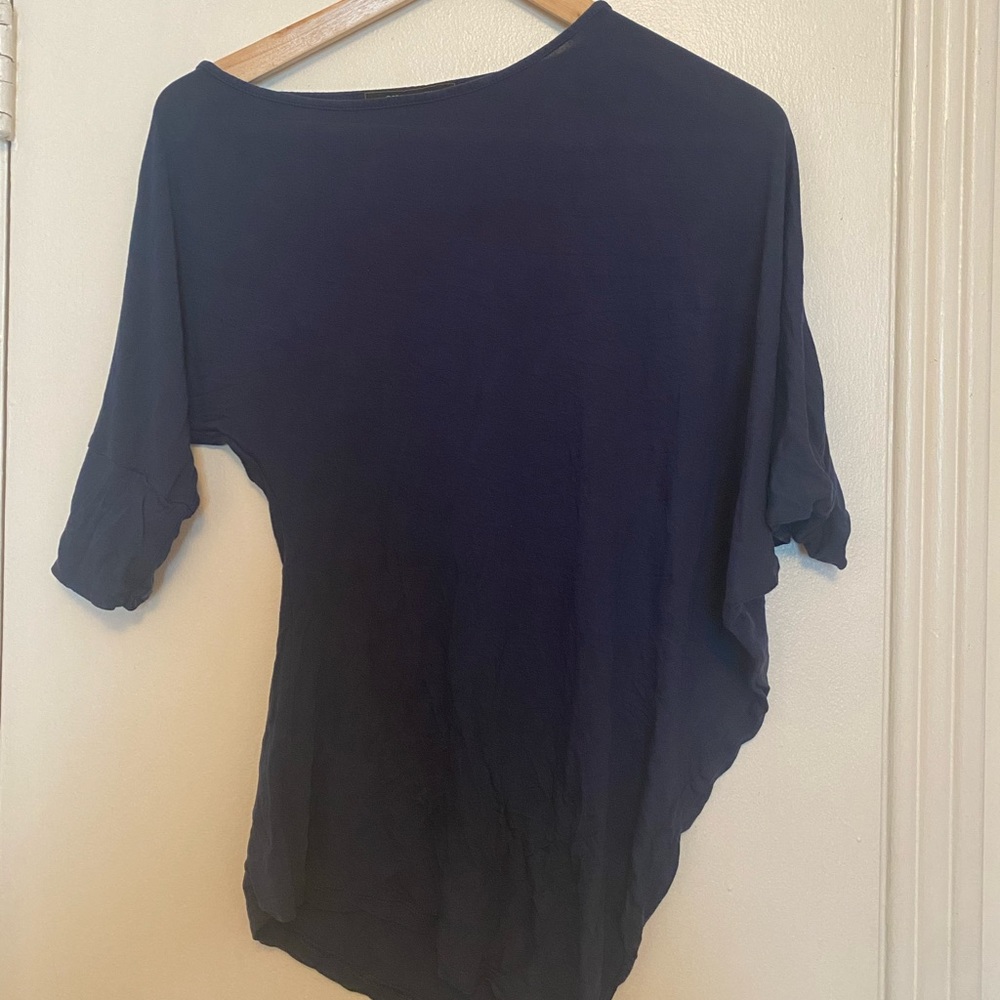 BCBGMAXAZRIA top.